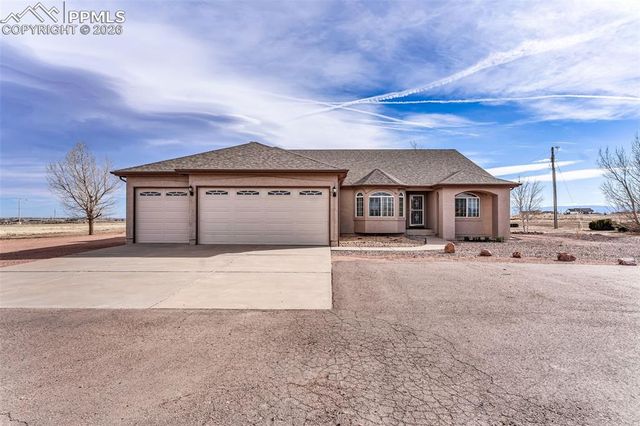 1408 E Kiva Drive, Pueblo West, CO 81007