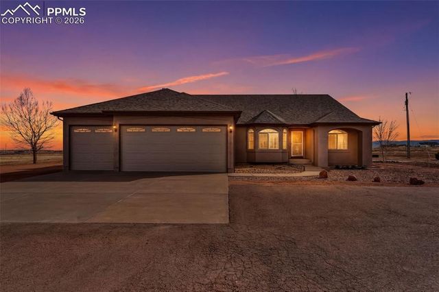 1408 E Kiva Drive, Pueblo West, CO 81007