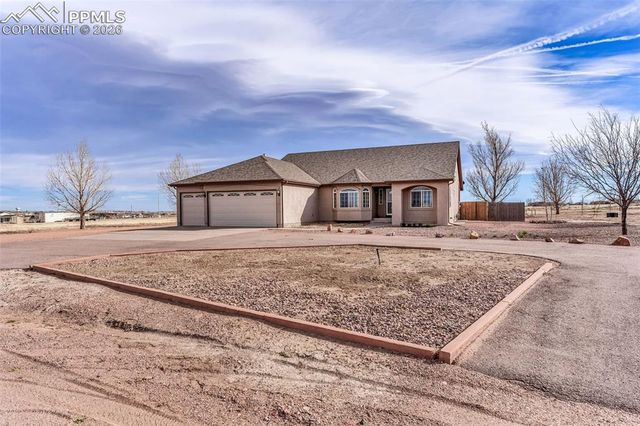 1408 E Kiva Drive, Pueblo West, CO 81007