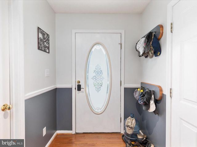 31 WESTMINSTER DR, Front Royal, VA 22630