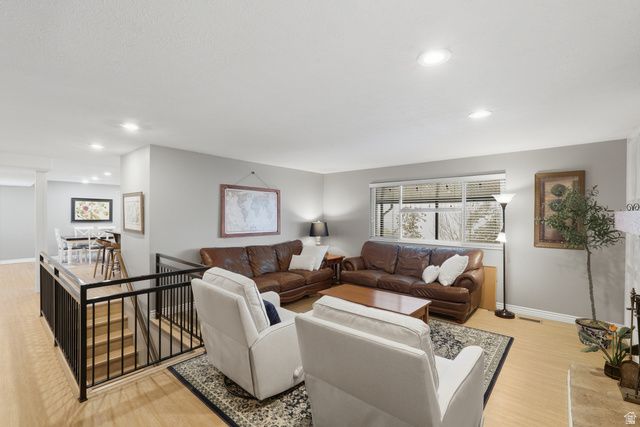 512 S 850 E, Centerville, UT 84014