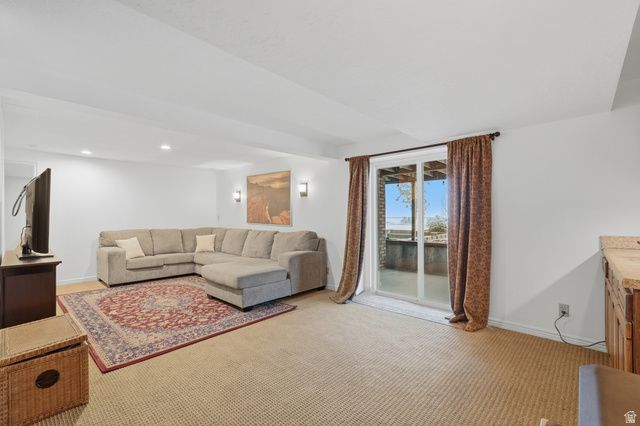 512 S 850 E, Centerville, UT 84014