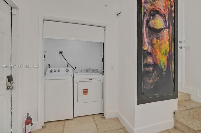 213 NE 43rd Street 213, Miami, FL 33137