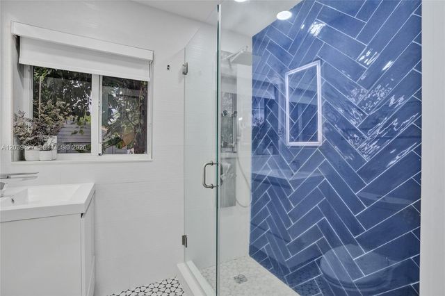 213 NE 43rd Street 213, Miami, FL 33137