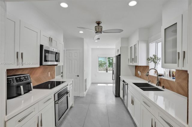 213 NE 43rd Street 213, Miami, FL 33137