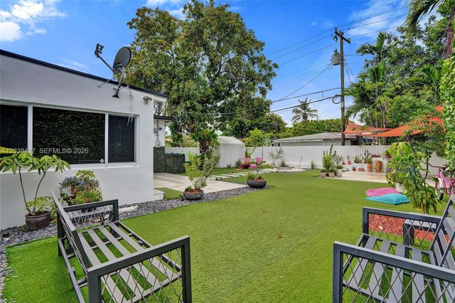213 NE 43rd Street 213, Miami, FL 33137