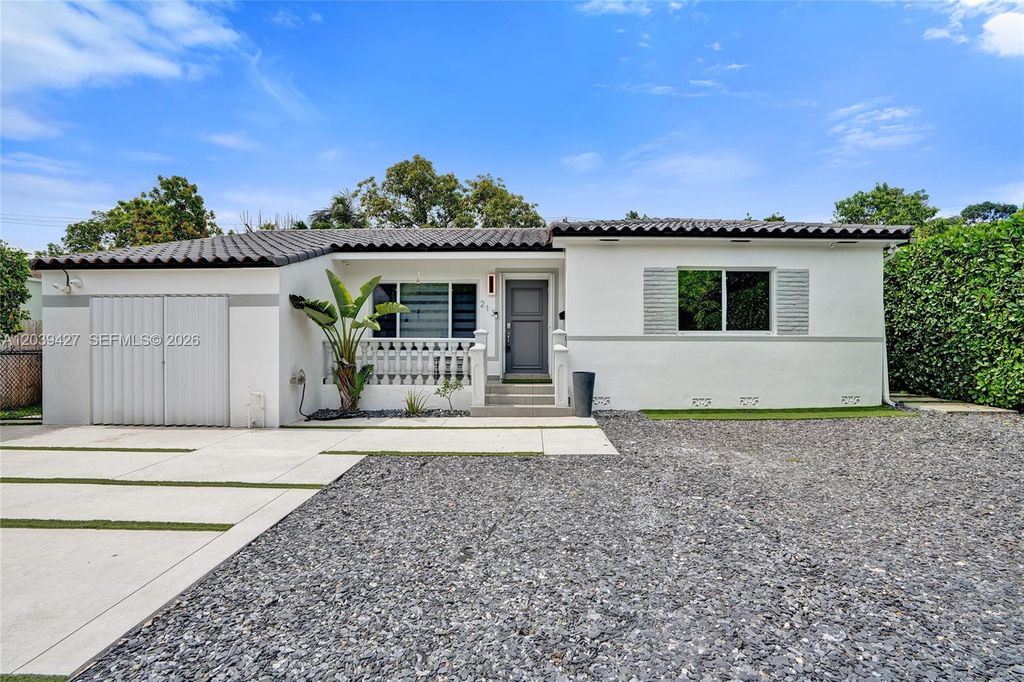 213 NE 43rd Street 213, Miami, FL 33137