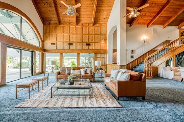 424 N De Wolf Avenue, Fresno, CA 93737