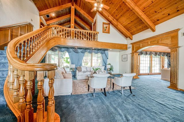 424 N De Wolf Avenue, Fresno, CA 93737