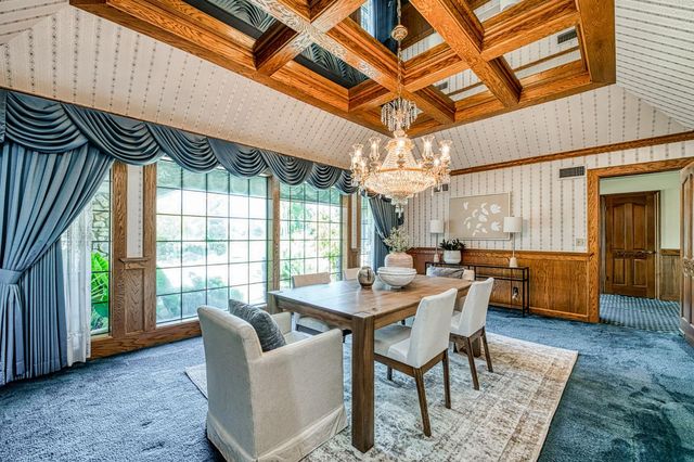 424 N De Wolf Avenue, Fresno, CA 93737