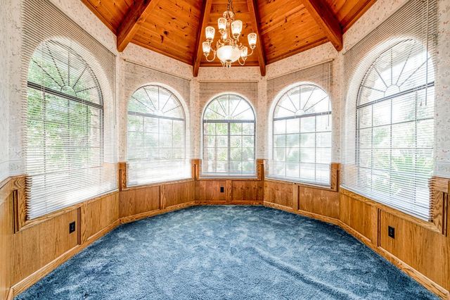 424 N De Wolf Avenue, Fresno, CA 93737