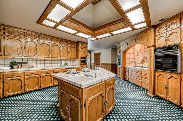 424 N De Wolf Avenue, Fresno, CA 93737