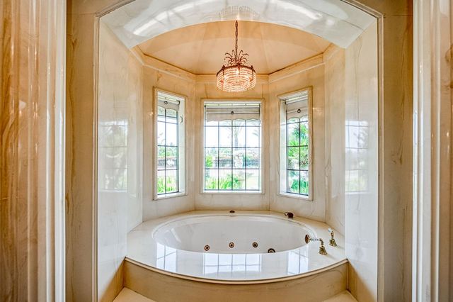 424 N De Wolf Avenue, Fresno, CA 93737