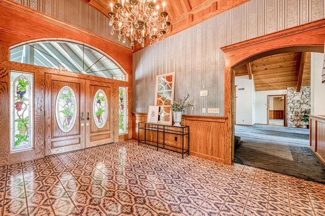 424 N De Wolf Avenue, Fresno, CA 93737