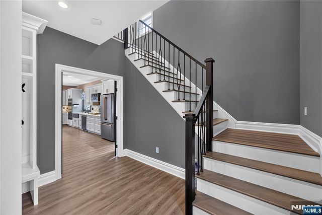 4-31 Plaza Road, Fair Lawn, NJ 07410