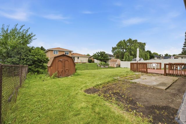 8612 Carriage Lane, Tinley Park, IL 60487