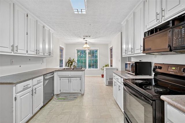 3987 Riversong Court, Suwanee, GA 30024