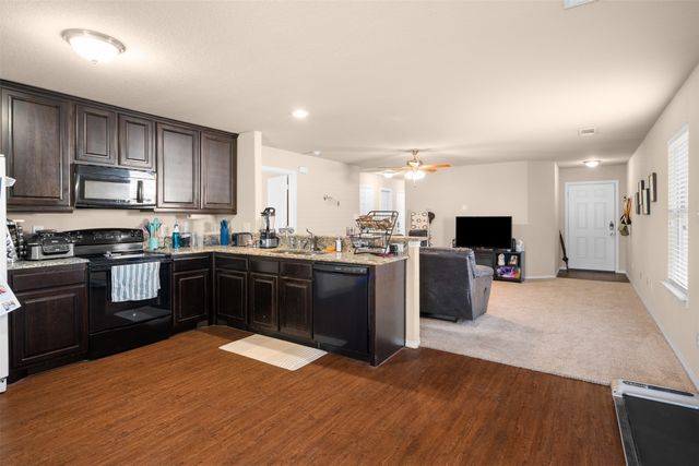 1609 Village Park Trail, Burleson, TX 76028