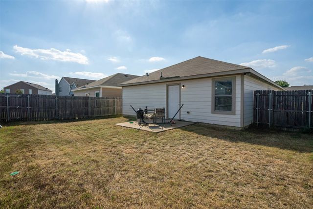 1609 Village Park Trail, Burleson, TX 76028