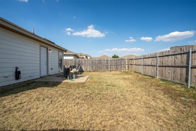 1609 Village Park Trail, Burleson, TX 76028