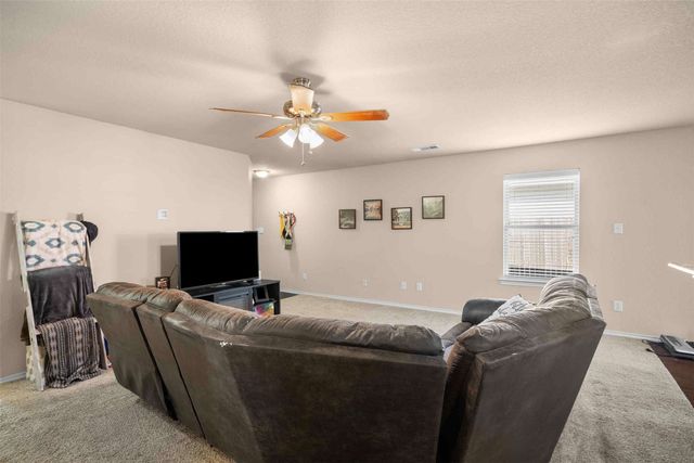 1609 Village Park Trail, Burleson, TX 76028