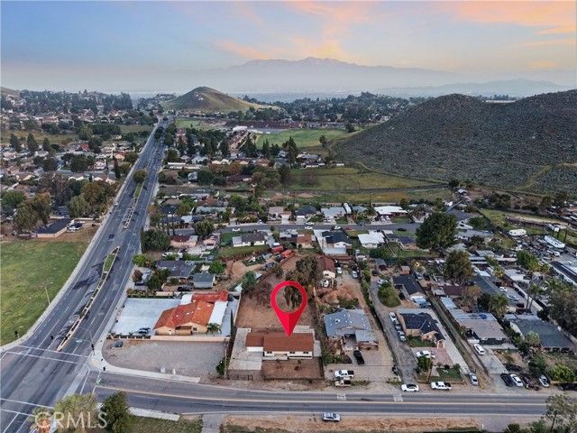 11061 Cypress, Riverside, CA 92505