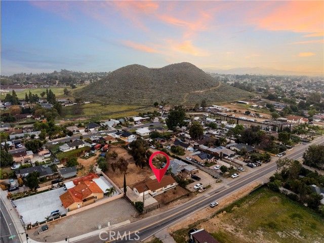 11061 Cypress, Riverside, CA 92505