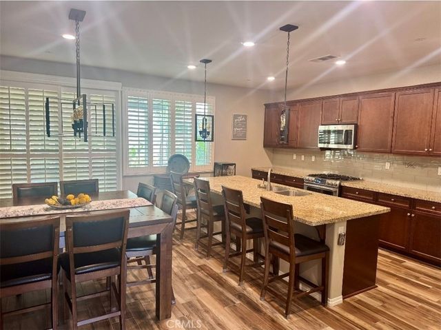 7879 Sea Salt, Fontana, CA 92336