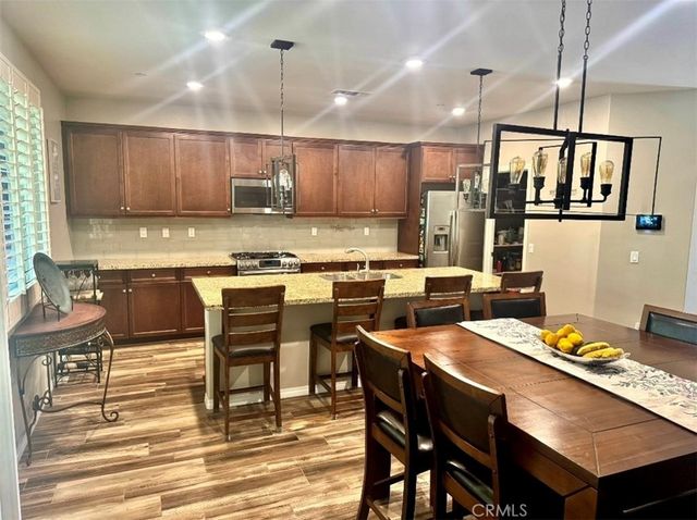 7879 Sea Salt, Fontana, CA 92336