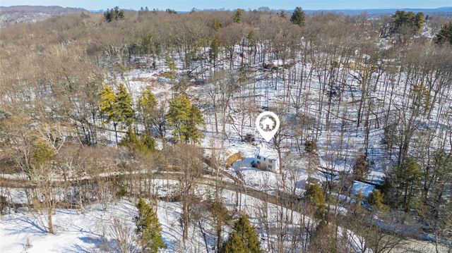 525 Millbrook Drive, Esopus, NY 12429