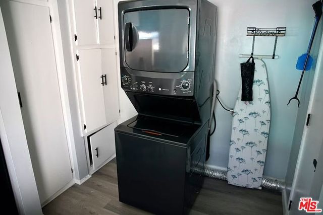 7303 5th Avenue, Los Angeles, CA 90043