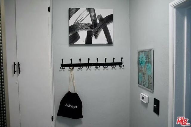 7303 5th Avenue, Los Angeles, CA 90043