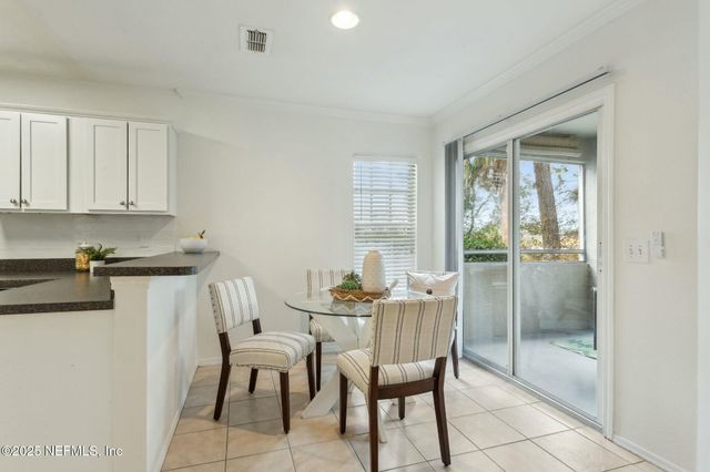 1701 THE GREENS Way 1912, Jacksonville Beach, FL 32250