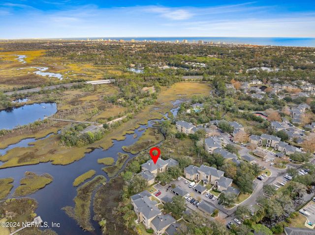 1701 THE GREENS Way 1912, Jacksonville Beach, FL 32250