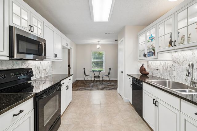 855 Cross Timbers Drive, Lowry Crossing, TX 75069