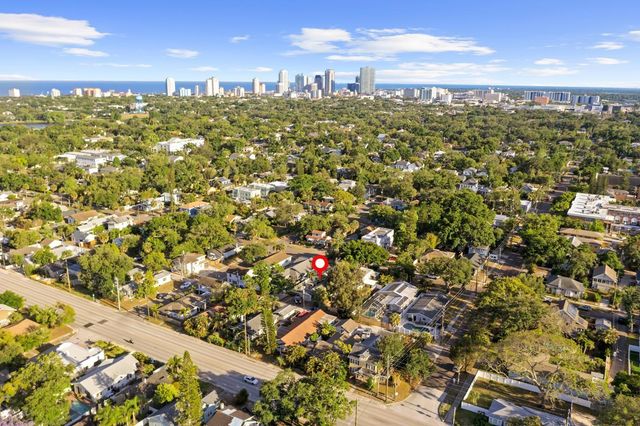 1121 21ST AVENUE N, St Petersburg, FL 33704
