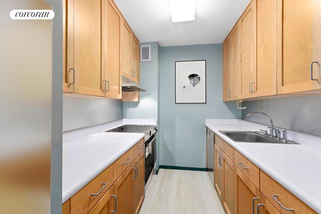 618 WASHINGTON Street GA, New York City, NY 10014