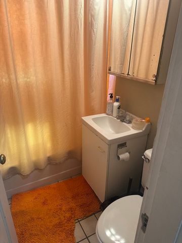 9 Colborne Road 2, Boston, MA 02135