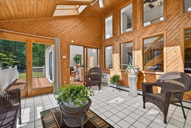 50 Highland St, Easton, MA 02375