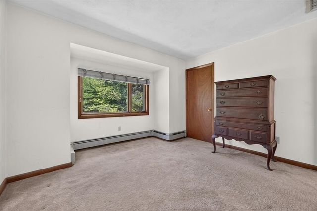 50 Highland St, Easton, MA 02375