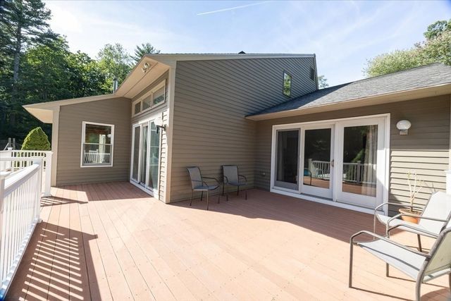 50 Highland St, Easton, MA 02375