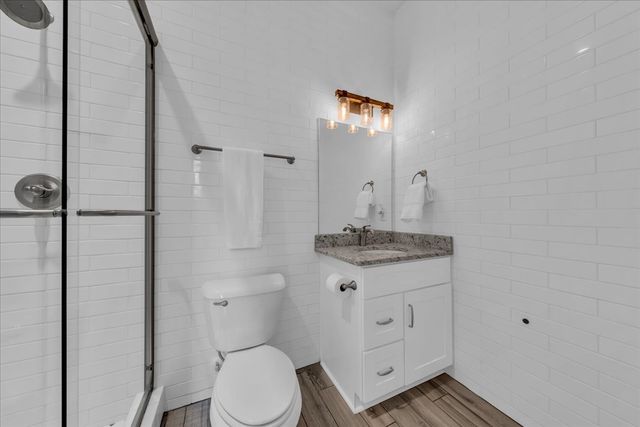 132 Highbridge Dr, Smithville, TN 37166