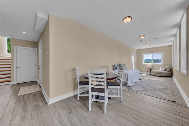 132 Highbridge Dr, Smithville, TN 37166