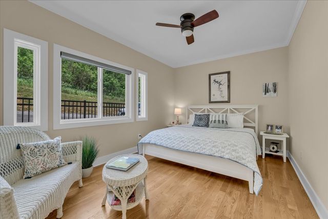 132 Highbridge Dr, Smithville, TN 37166