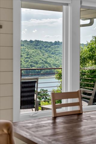 132 Highbridge Dr, Smithville, TN 37166