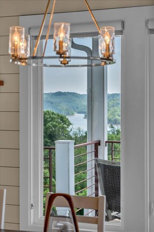 132 Highbridge Dr, Smithville, TN 37166