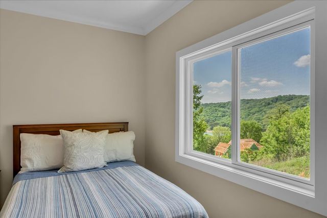 132 Highbridge Dr, Smithville, TN 37166