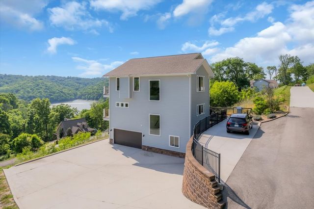 132 Highbridge Dr, Smithville, TN 37166