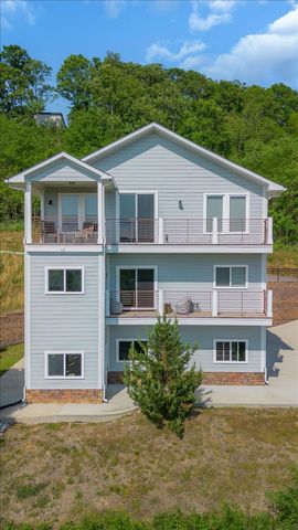 132 Highbridge Dr, Smithville, TN 37166