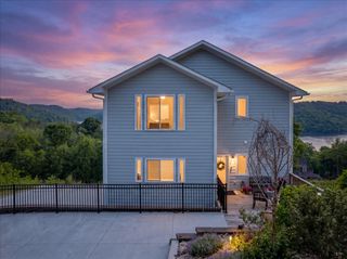 132 Highbridge Dr, Smithville, TN 37166